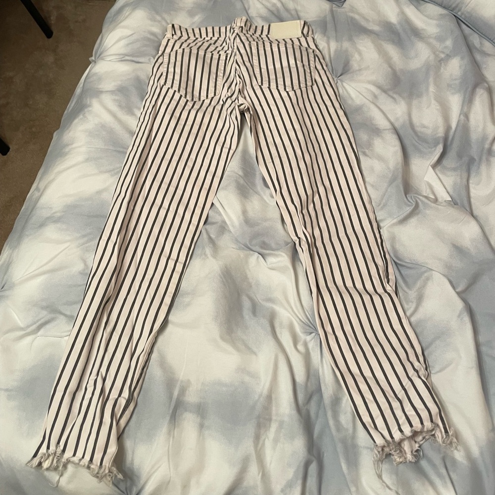 Pull&Bear striped skinny jeans  Size 28